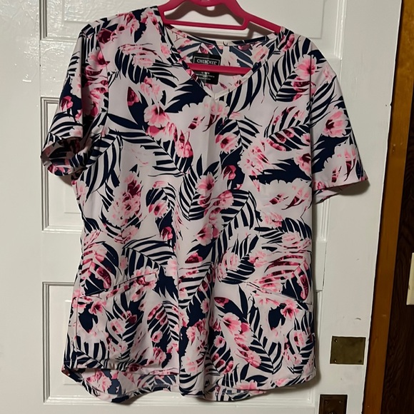 Cherokee Tops - Large Cherokee scrub top